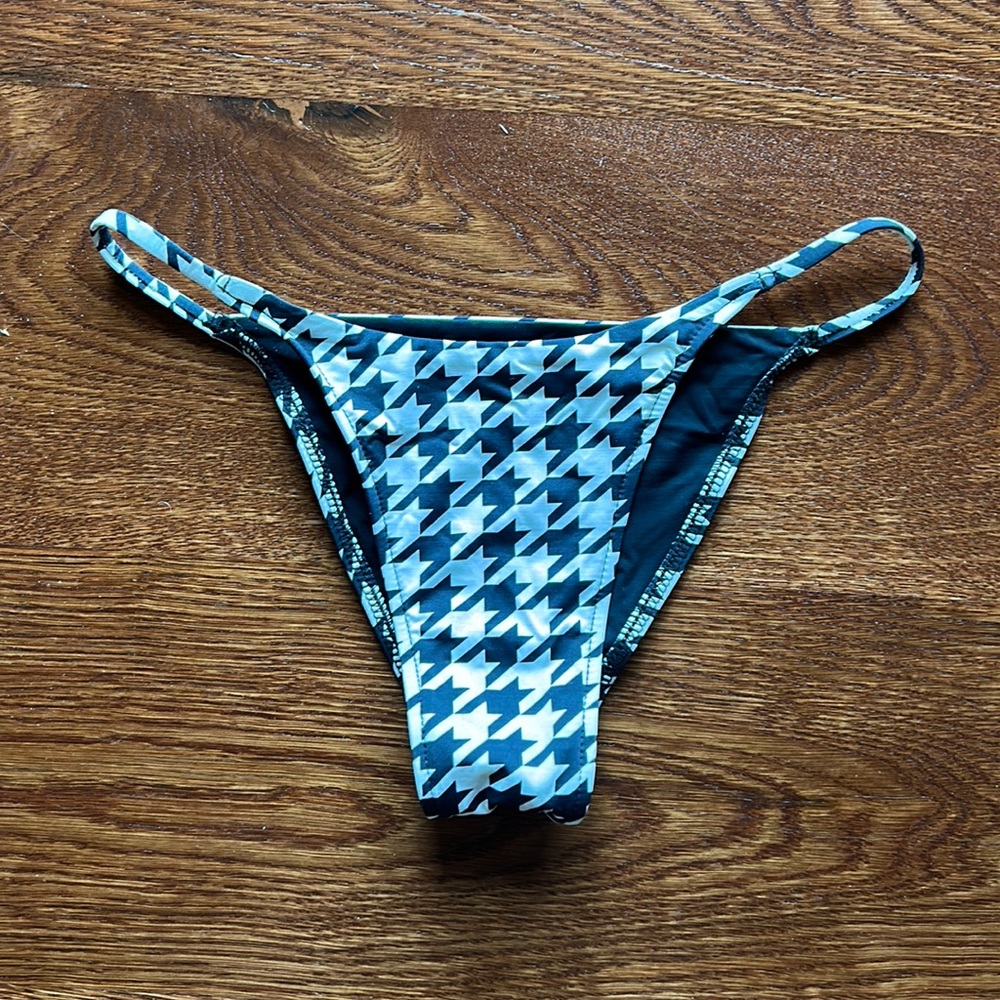 Frankie’s Bikini Bottom | Houndstooth